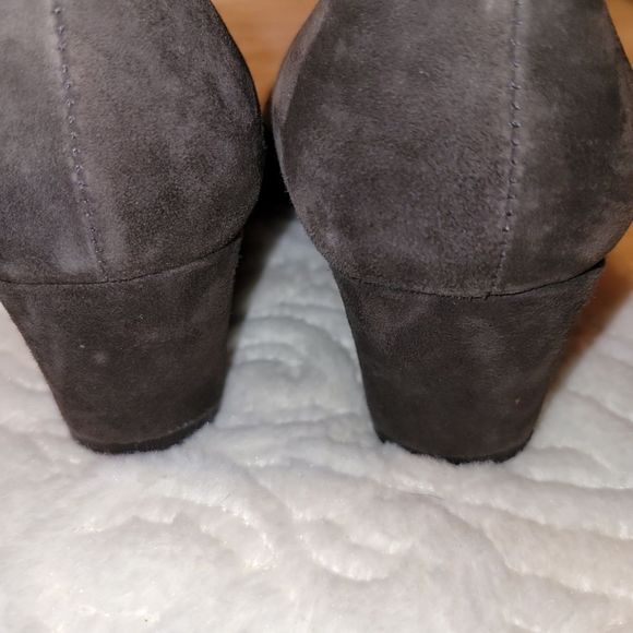 Talbots Women Sz 7 Brown Wedge Slip-ons with Squared Toe. Suede and Gen.Leather. - Picture 4 of 6